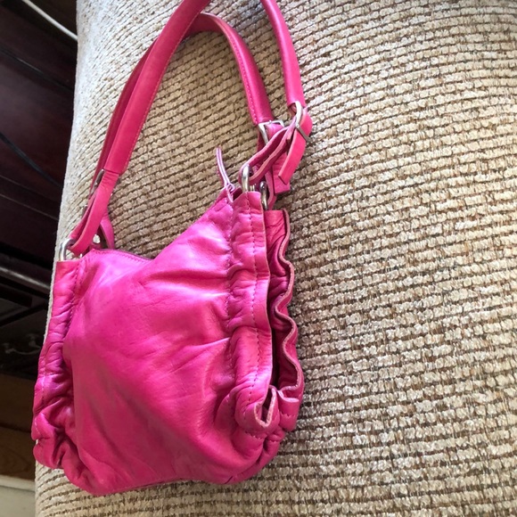 Adorable pink leather mini purse silver hardware - Picture 2 of 8